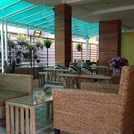 Yellow Tique Hotel Lampang Exterior foto