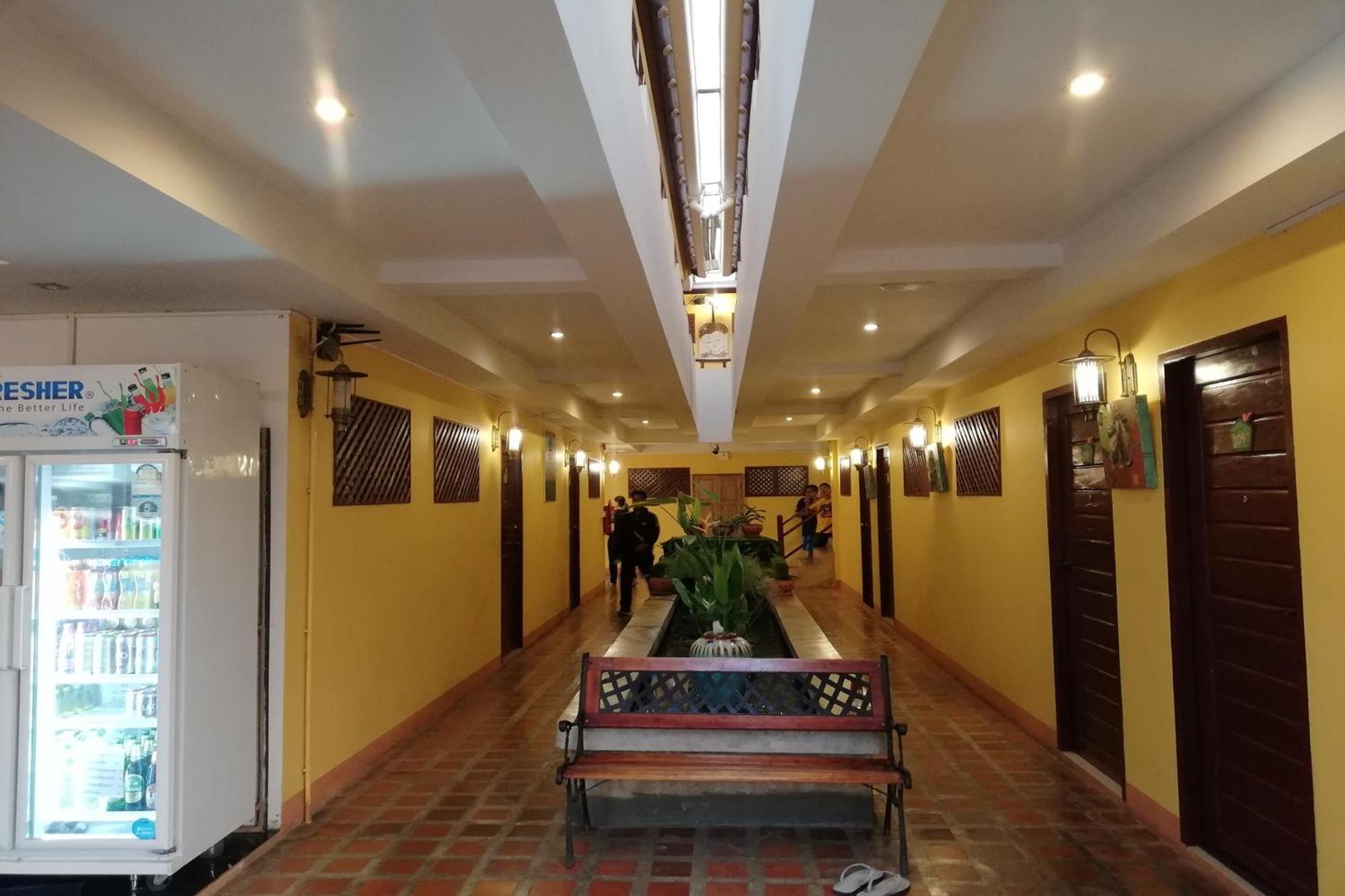 Yellow Tique Hotel Lampang Exterior foto